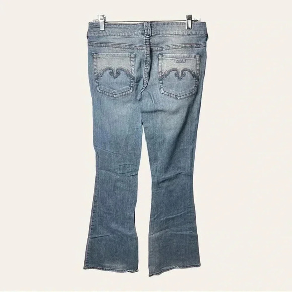 0825. SILVER JEANS DENIM JEANS FLARE LEG SIZE 27 LIGHT WASH DENIM IN COLOR - Picture 7 of 10